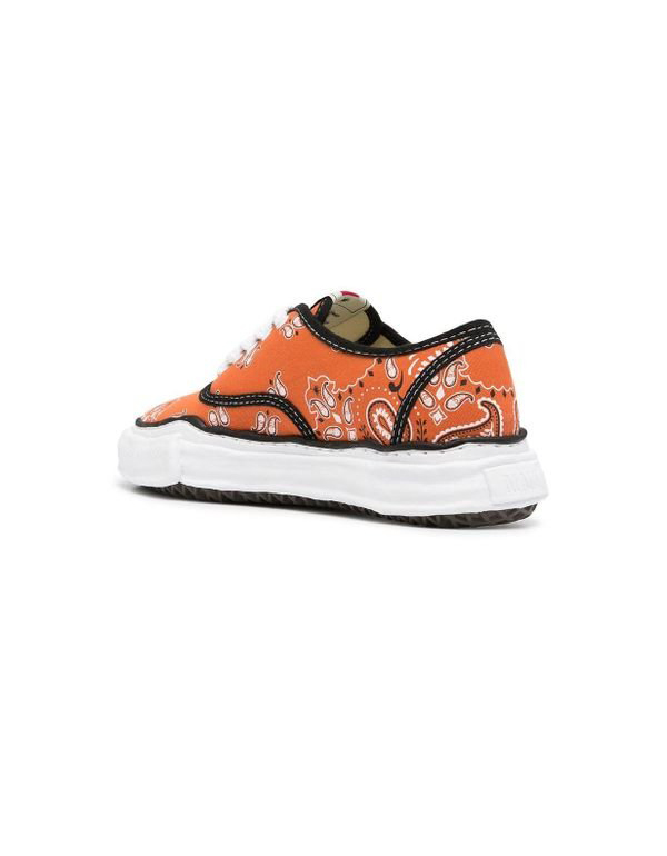 MAISON MIHARA YASUHIRO BAKER OG SOLE BANDANA LOW-TOP SNEAKER ORANGE