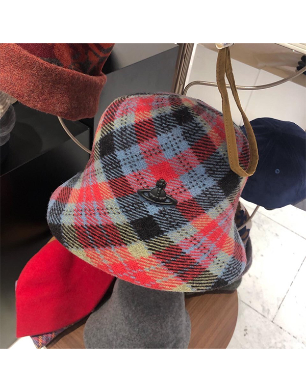 VIVIENNE WESTWOOD BRICK TAETAN HAT