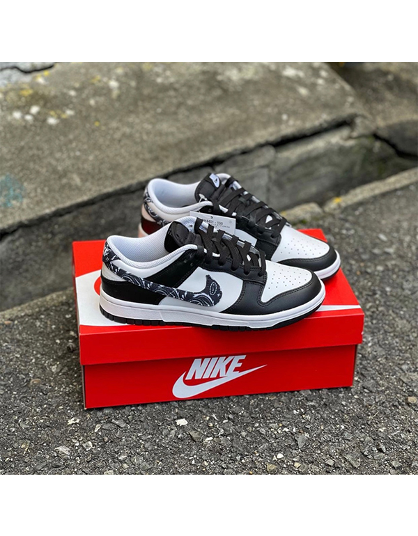 (게릴라) NIKE WMNS DUNK LOW PAISLEY PACK BLACK/WHITE