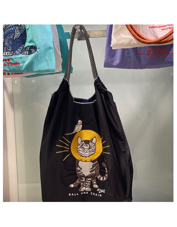 (M) Ball & Chain Eco Bag Medium Cat & Bird Black