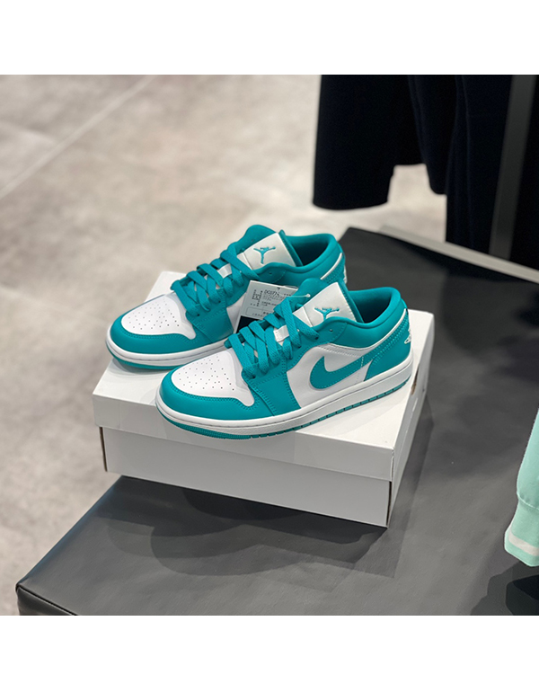 NIKE WMNS AIR JORDAN 1 LOW TURQUOISE