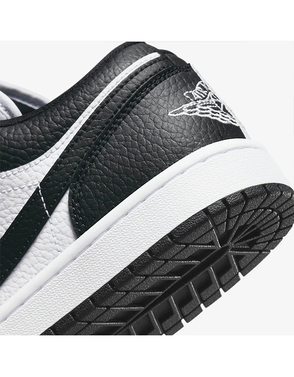 NIKE WMNS AIR JORDAN 1 LOW SE HOMAGE WHITE BLACK