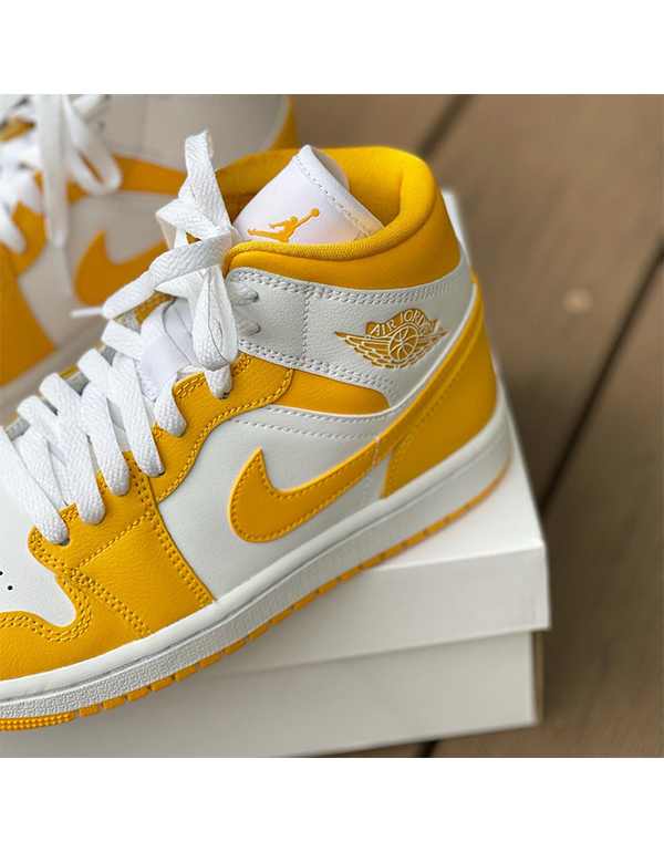 NIKE WMNS AIR JORDAN 1 MID LEMON