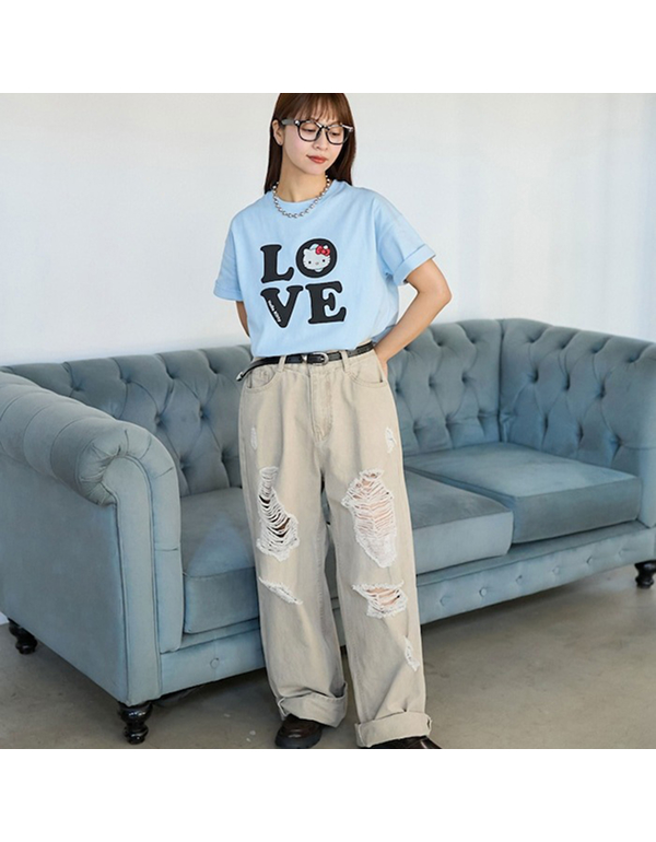 FREAKSTORE HELLO KITTY LOVE LOGO TEE – LIMITED RELEASE